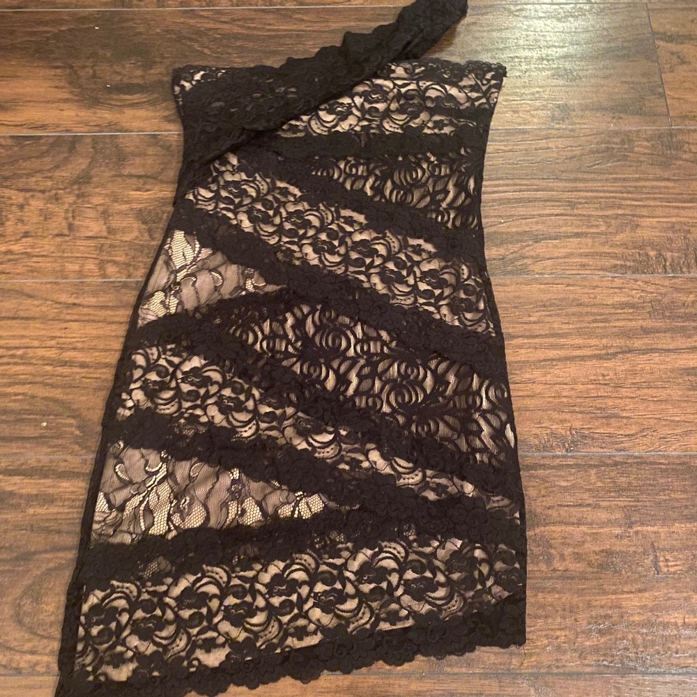 Bebe-M-Black/Nude/Sheer-Asymmetrical-1 shoulder dress